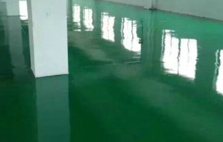 什么樣的地坪是環(huán)氧自流平地坪？有什么特點？